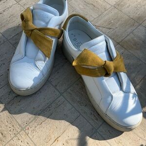 Alexandre Birman White Sneakers with Gold Bow